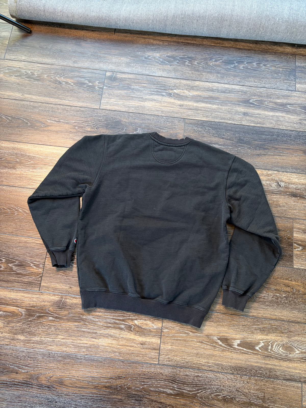Supreme Champion 3D Metallic Crewneck FW18 L