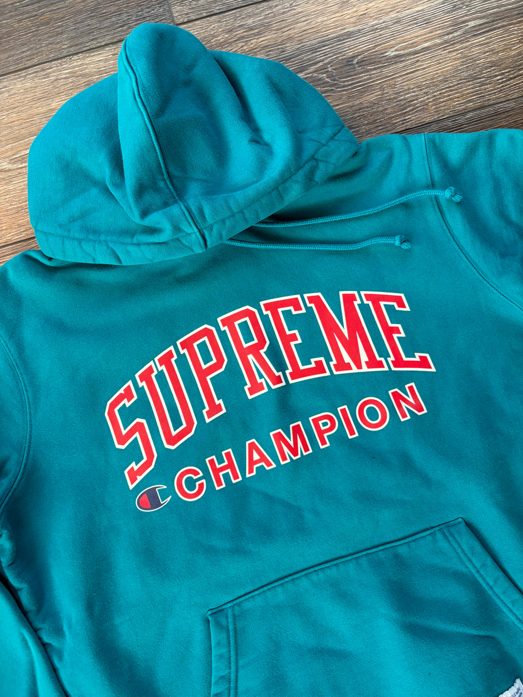 Supreme Champion Hoodie SS17 M