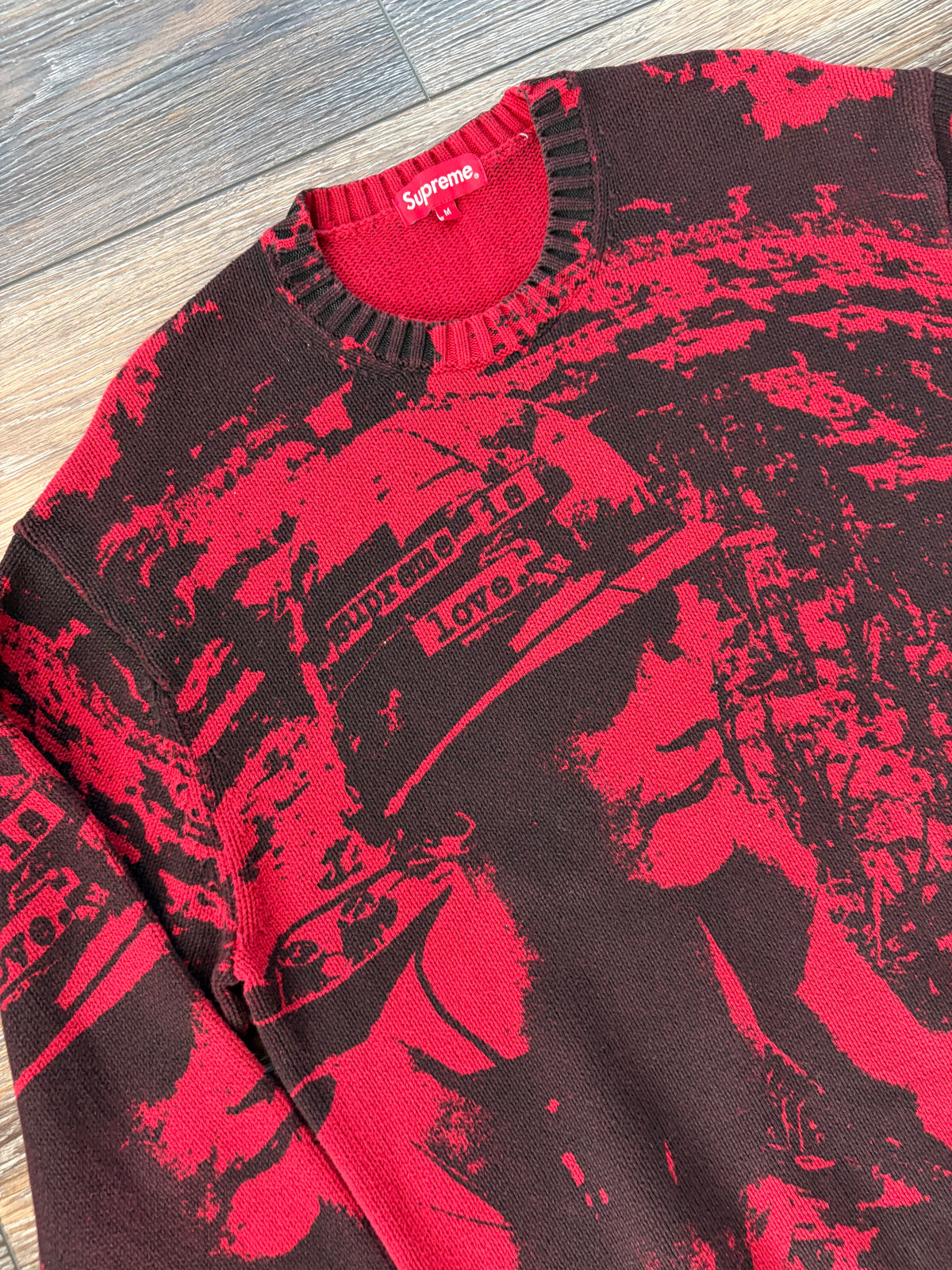 Supreme Supreme Is Love Sweater FW19 M