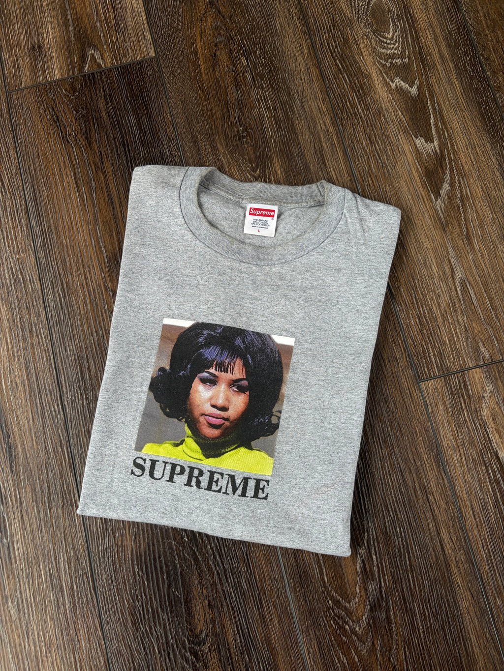 Supreme Aretha Tee SS26 L
