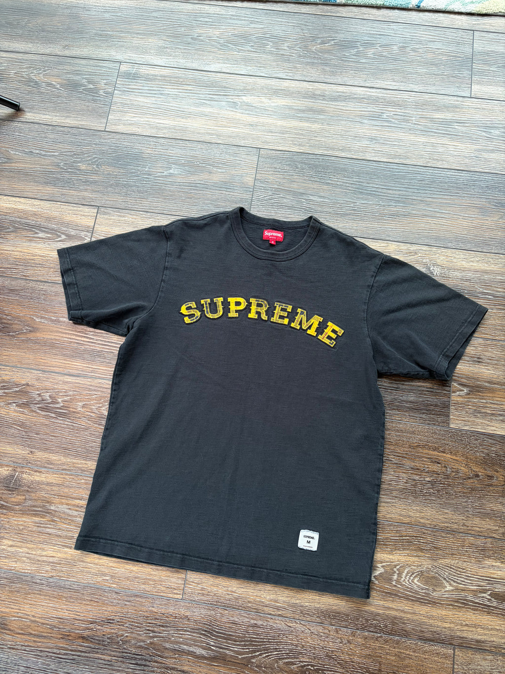 Supreme Plaid Appliqué S/S Top M