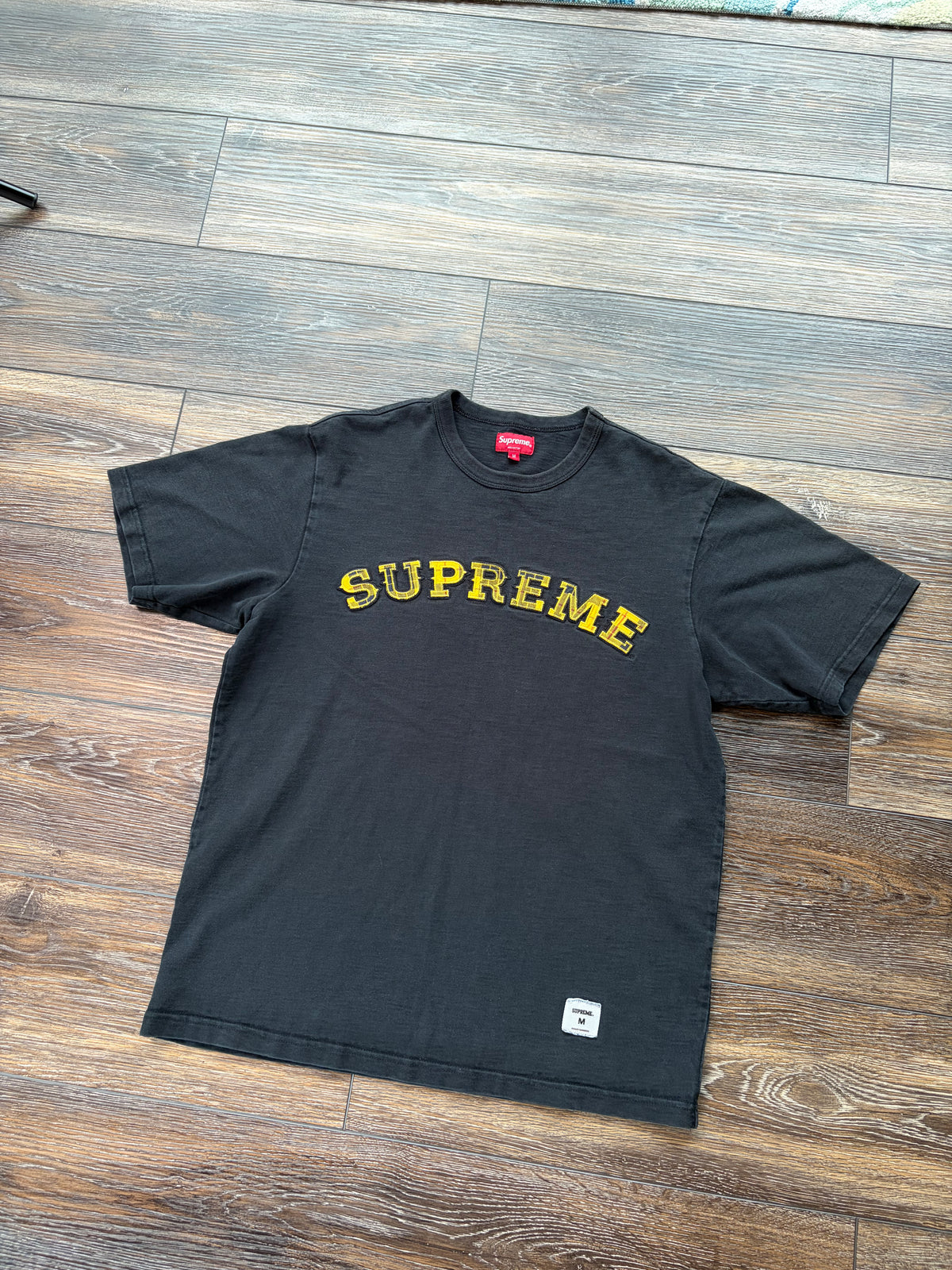 Supreme Plaid Appliqué S/S Top M